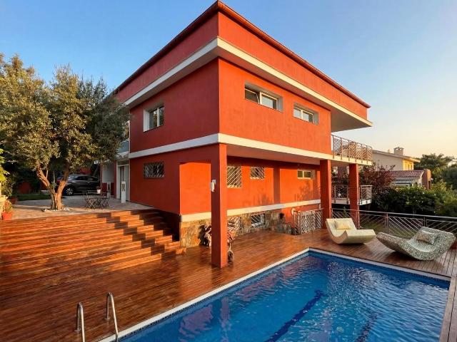 Casa chalet en Venta en Montmar