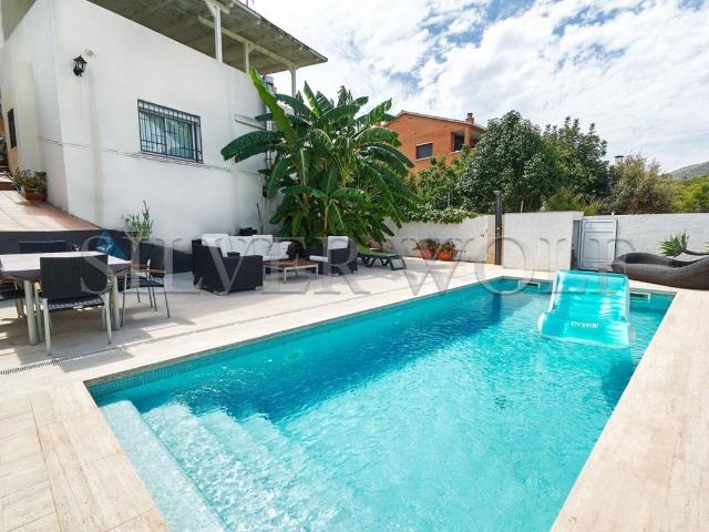 Casa chalet en Venta en Montmar