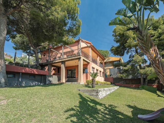 Casa chalet en Venta en Montmar