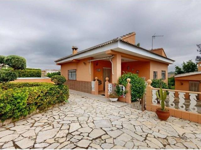 Casa chalet en Venta en Montroi / Montroy