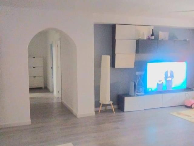 Casa chalet en Venta en Montroi / Montroy