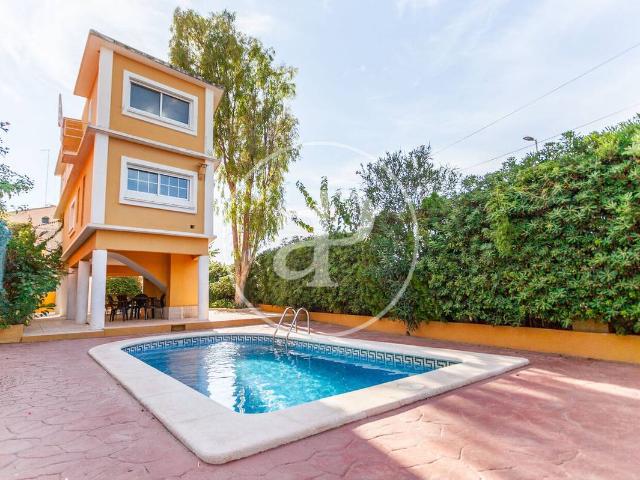 Casa chalet en Venta en Moncada