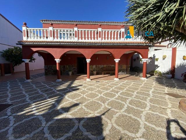 Casa chalet en Venta en Mondejar Junquillos