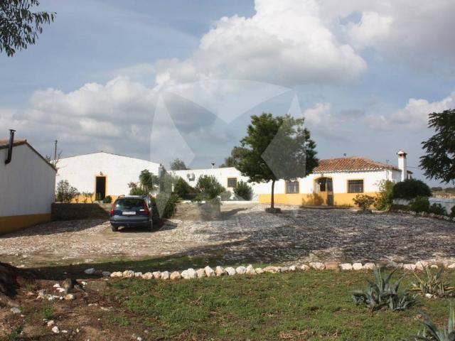 Casa chalet en Venta en Monroy