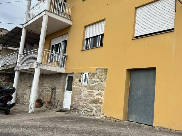 Casa chalet en Venta en Moaña