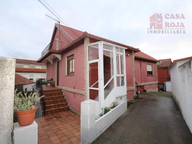 Casa chalet en Venta en Moaña