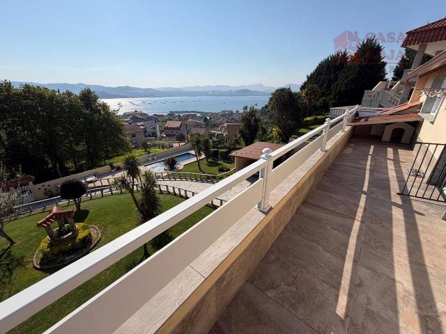 Casa chalet en Venta en Moaña