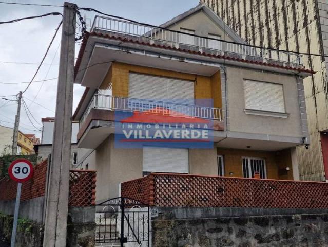 Casa chalet en Venta en Moaña