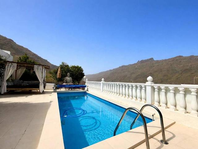Casa chalet en Venta en Mogán pueblo