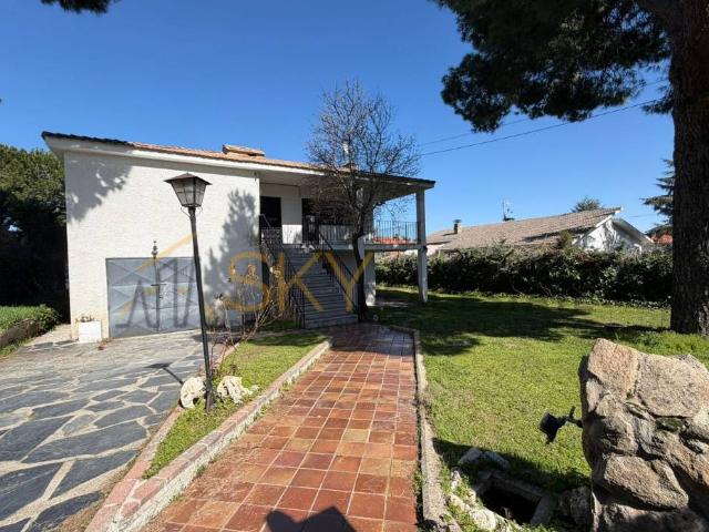 Casa chalet en Venta en Mojadillas Parque de las Infantas El Paraiso