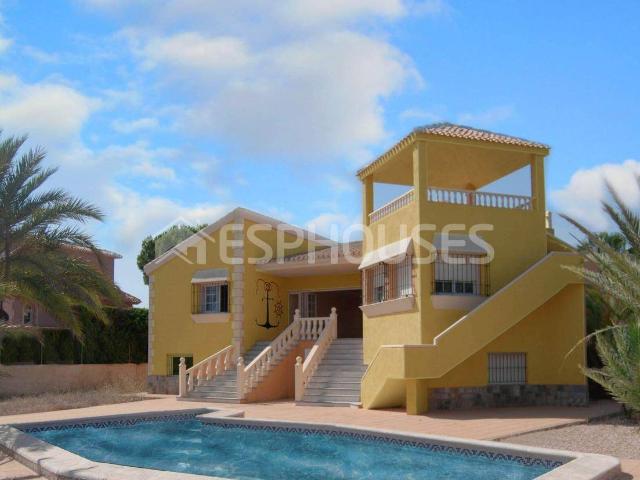 Casa chalet en Venta en Molins Campaneta San Bartolomé