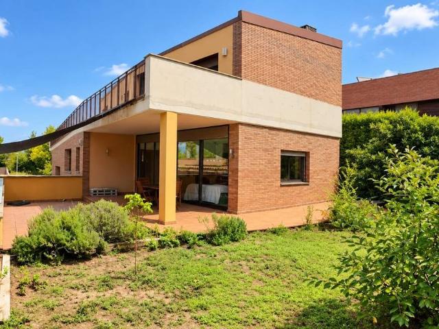 Casa chalet en Venta en Molins de Rei