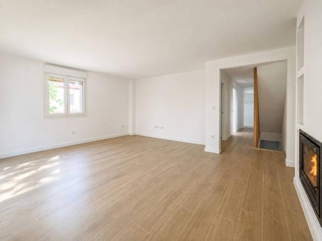 Casa chalet en Venta en Molledo
