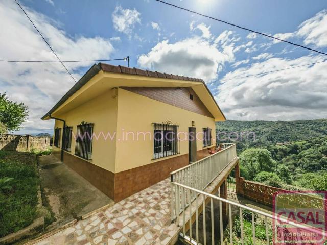 Casa chalet en Venta en Morcín
