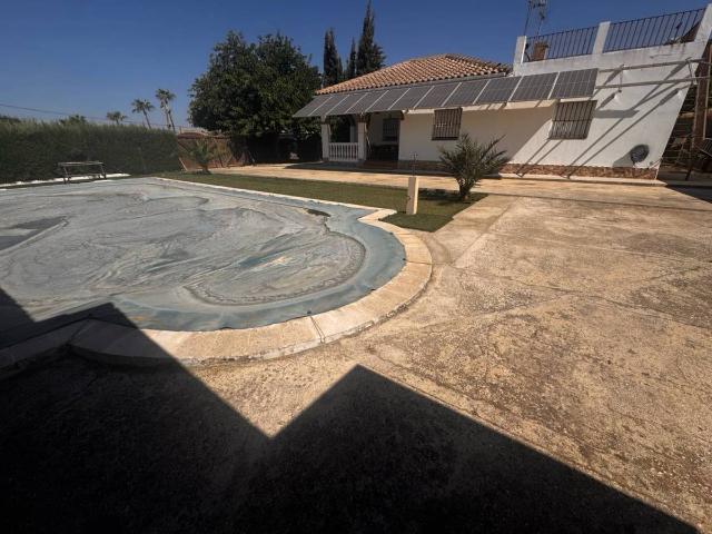Casa chalet en Venta en Morón de la Frontera