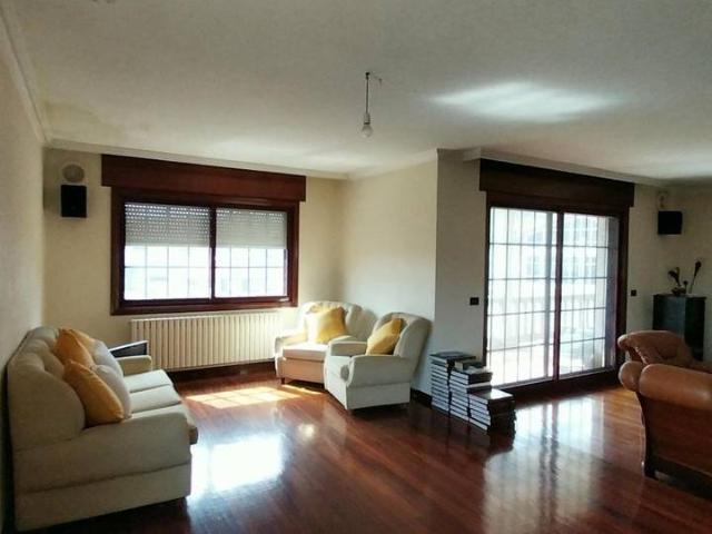 Casa chalet en Venta en Mos