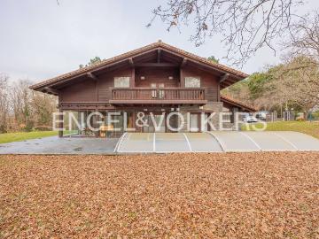 Casa chalet en Venta en Mungia