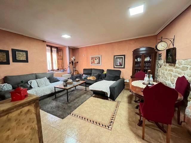 Casa chalet en Venta en Mucientes