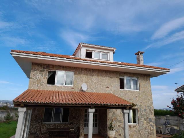 Casa chalet en Venta en Mugardos