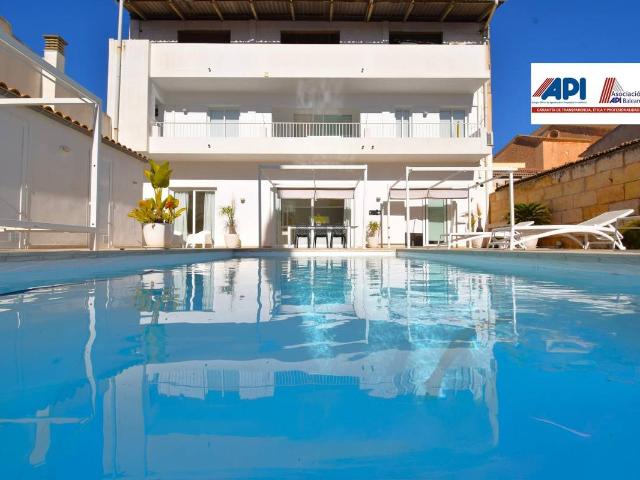Casa chalet en Venta en Muro