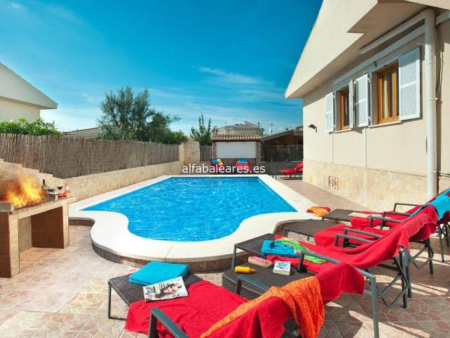 Casa chalet en Venta en Muro