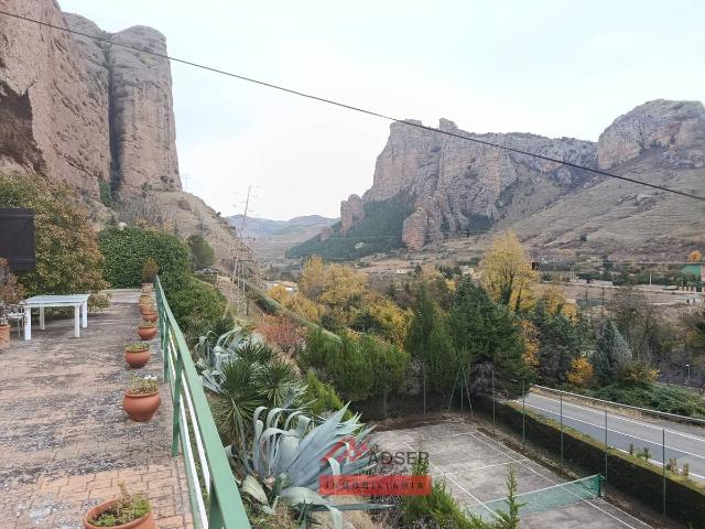 Casa chalet en Venta en Nalda