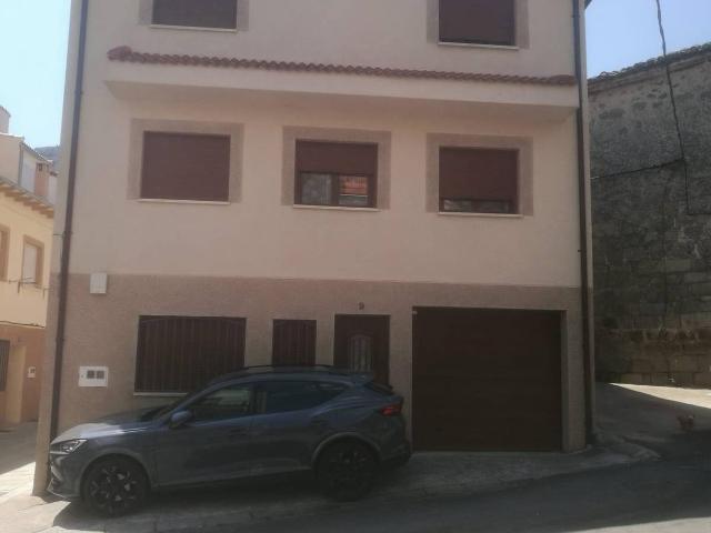 Casa chalet en Venta en Navalacruz