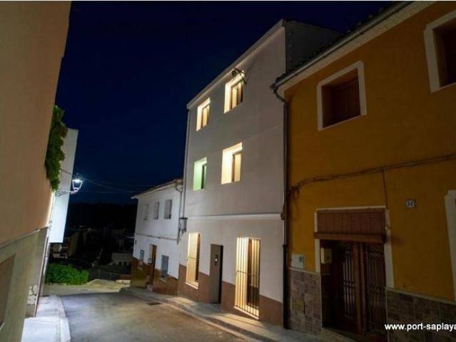Casa chalet en Venta en Navarrés