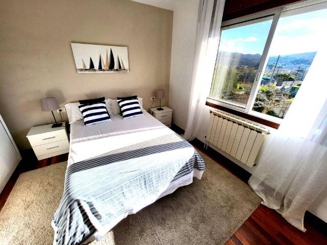 Casa chalet en Venta en Navia
