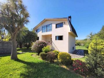 Casa chalet en Venta en Navia