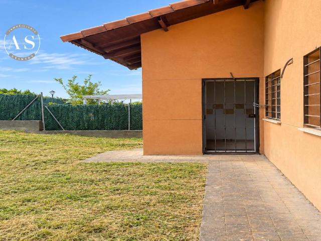 Casa chalet en Venta en Nívar