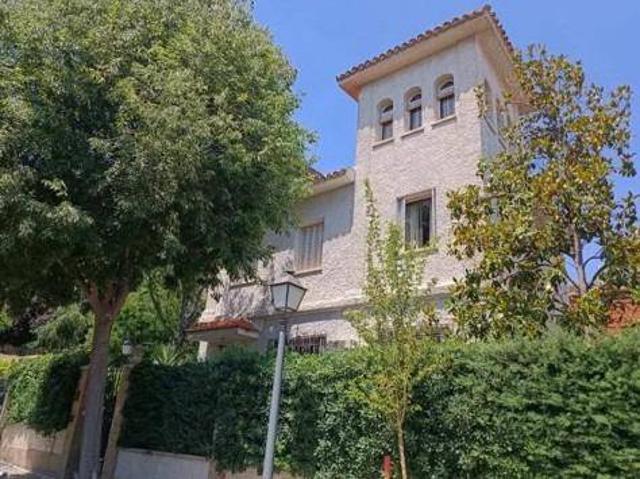 Casa chalet en Venta en Niño Jesús