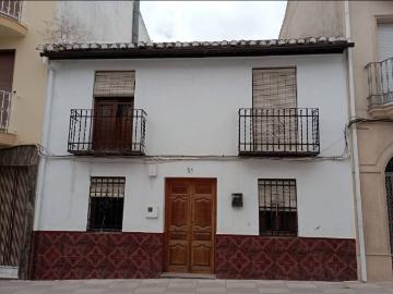 Casa chalet en Venta en Noalejo