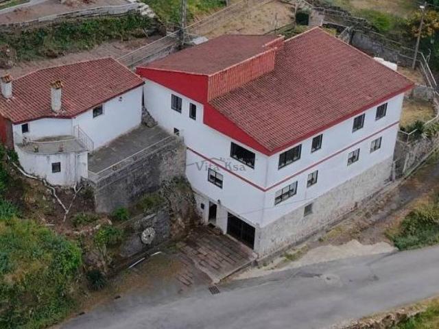 Casa chalet en Venta en Nogueira de Ramuín