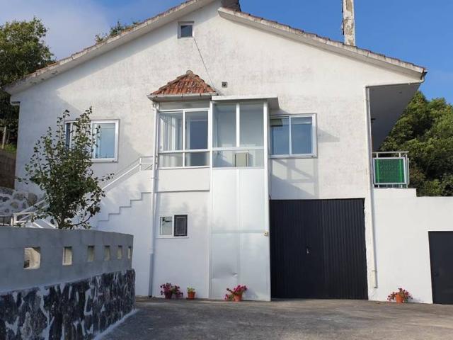 Casa chalet en Venta en Nogueira de Ramuín