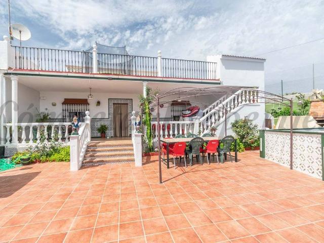 Casa chalet en Venta en Norte Barrio del Pilar El Reñidero