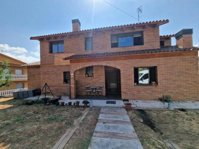 Casa chalet en Venta en Nord Oest Can Noguera