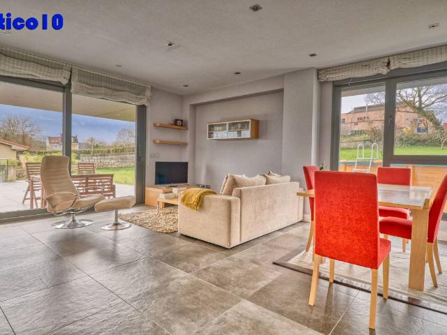 Casa chalet en Venta en Noreña