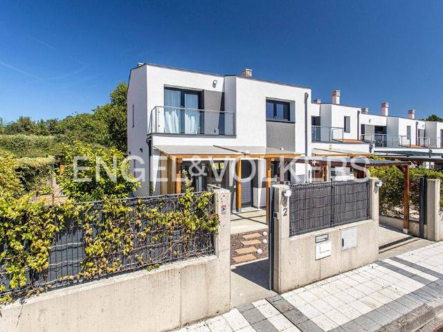 Casa chalet en Venta en Noreña