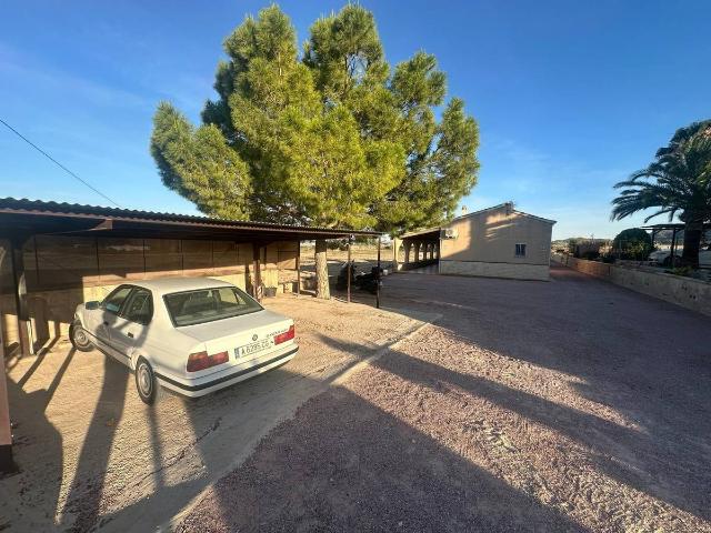 Casa chalet en Venta en Novelda