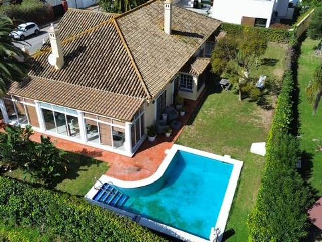 Casa chalet en Venta en Novo Sancti Petri