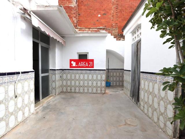 Casa chalet en Venta en Núcleo Urbano