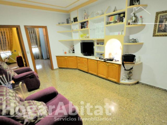 Casa chalet en Venta en Núcleo Urbano