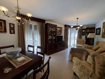 Casa chalet en Venta en Núcleo urbano