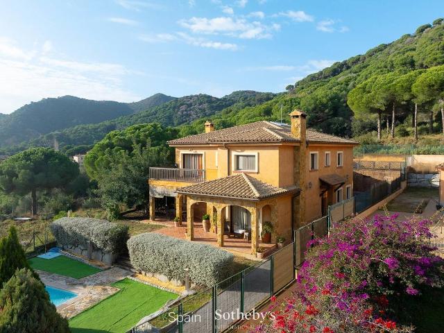 Casa chalet en Venta en Nucli Urbà