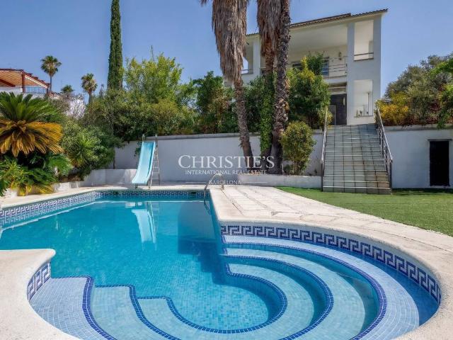Casa chalet en Venta en Nucli Urbà
