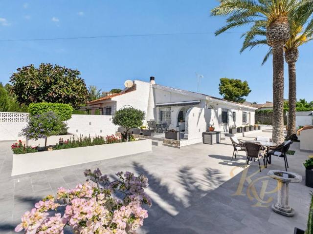 Casa chalet en Venta en Nueva Torrevieja