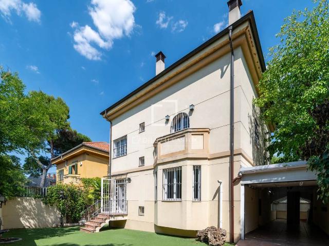 Casa chalet en Venta en Nueva España