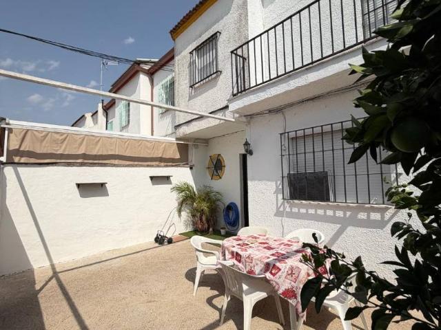 Casa chalet en Venta en Nuevo Bulevar