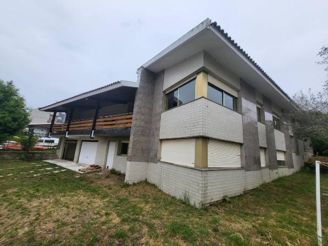 Casa chalet en Venta en O Castro